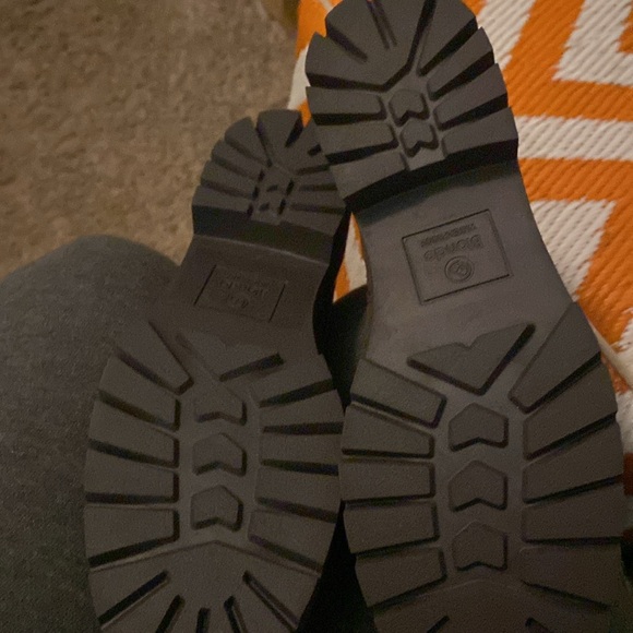 NWOB Women's Brown Ankle Boots Blondo 8 waterproof-Brand new - Picture 4 of 6